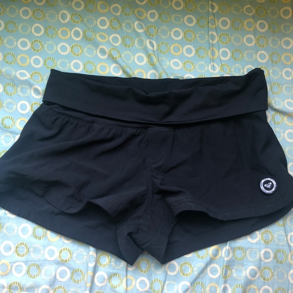 NEW – roxy foldover boardshorts - Picture 2 of 3